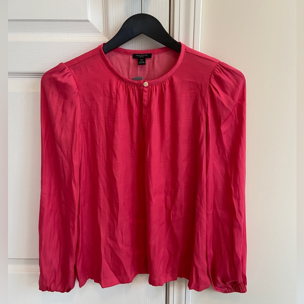 Ann Taylor long sleeve blouse NWT